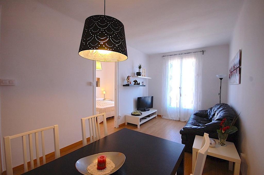 Lets Holidays Near * Barcellona